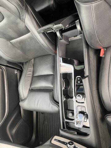 2024 Volvo XC90 Recharge T8 Ultimate Bright Theme 7P