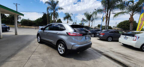 2020 Ford Edge SE