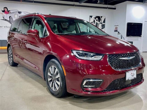 2021 Chrysler Pacifica Hybrid Touring L