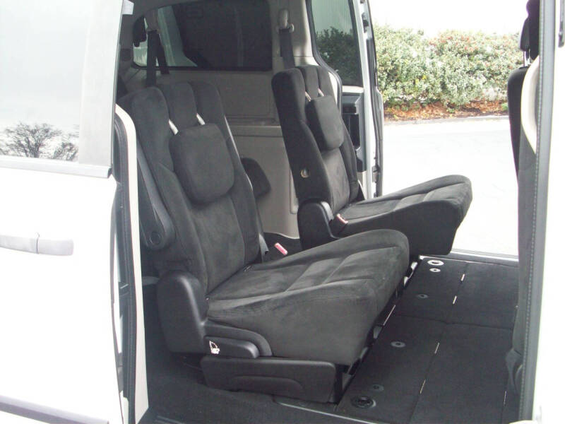 2015 Dodge Grand Caravan American Value Package