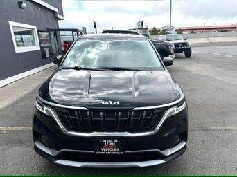 2022 Kia Carnival LX