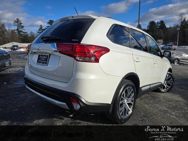 2016 Mitsubishi Outlander SE