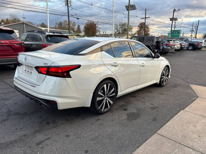 2021 Nissan Altima 2.5 SR