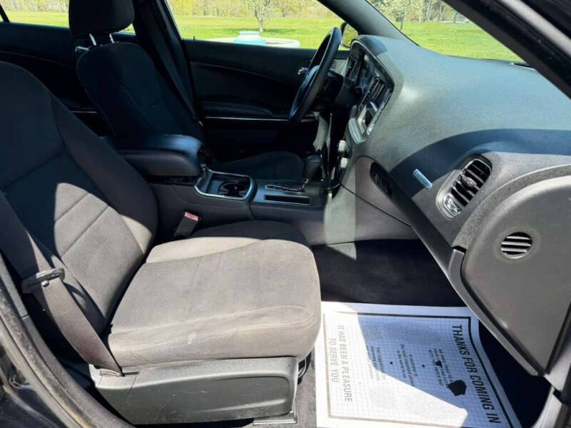 2012 Dodge Charger SE