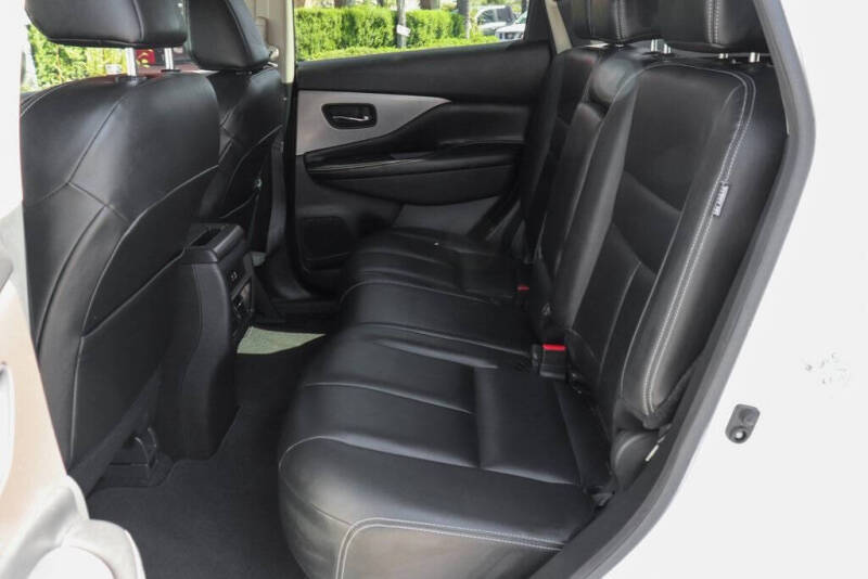 2023 Nissan Murano SV