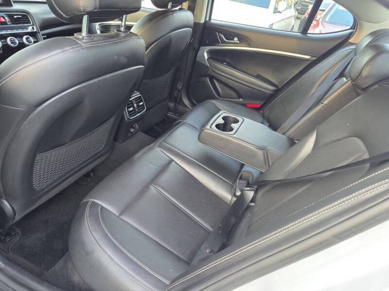 2020 Genesis G70 2.0T