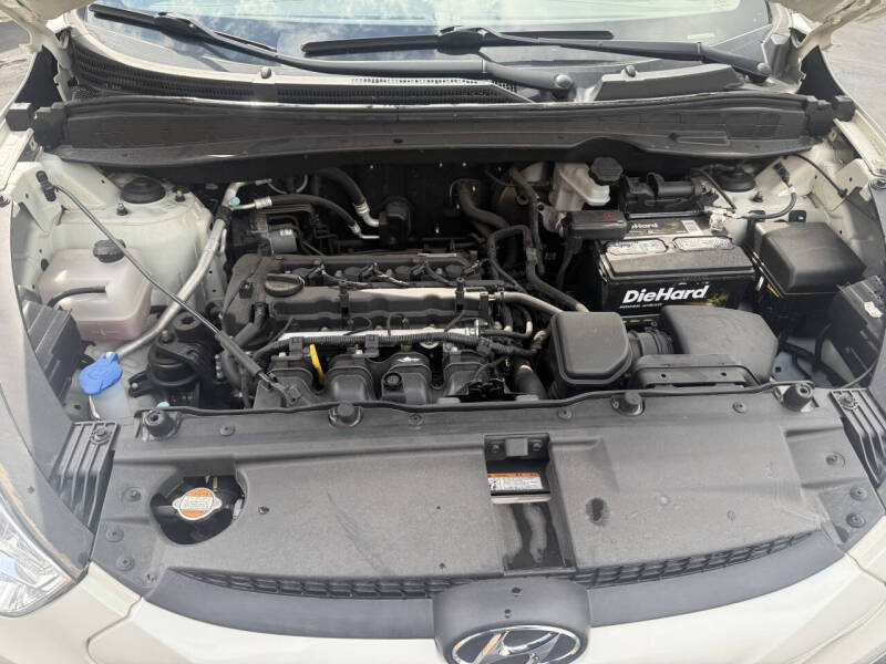 2012 Hyundai Tucson GL