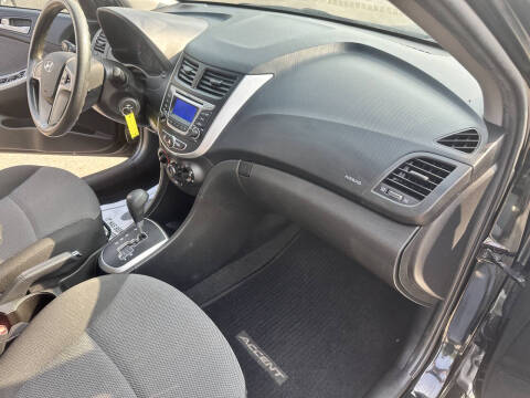 2014 Hyundai Accent GS