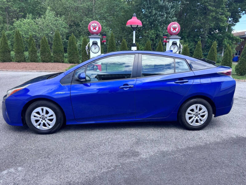 2016 Toyota Prius Two