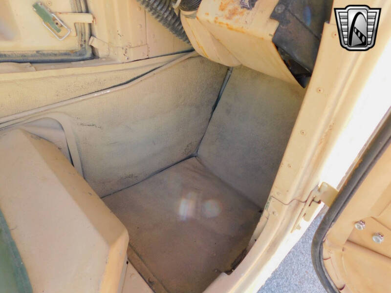 1995 AM General Hummer Hard Top