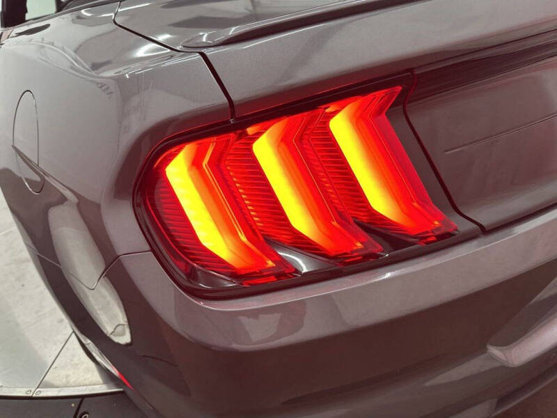2022 Ford Mustang EcoBoost Premium