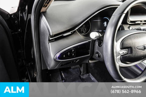 2023 Genesis GV70 2.5T Standard