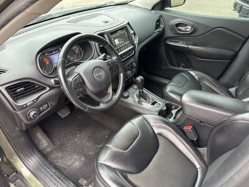 2019 Jeep Cherokee Trailhawk