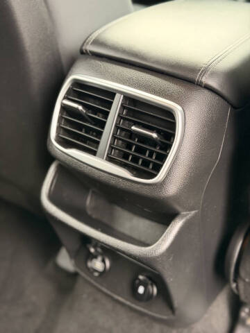 2019 Hyundai Santa Fe SEL 2.4L