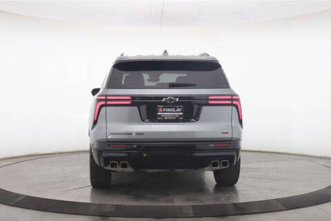 2025 Chevrolet Traverse RS