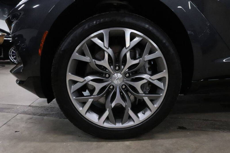 2021 Aston Martin DBX