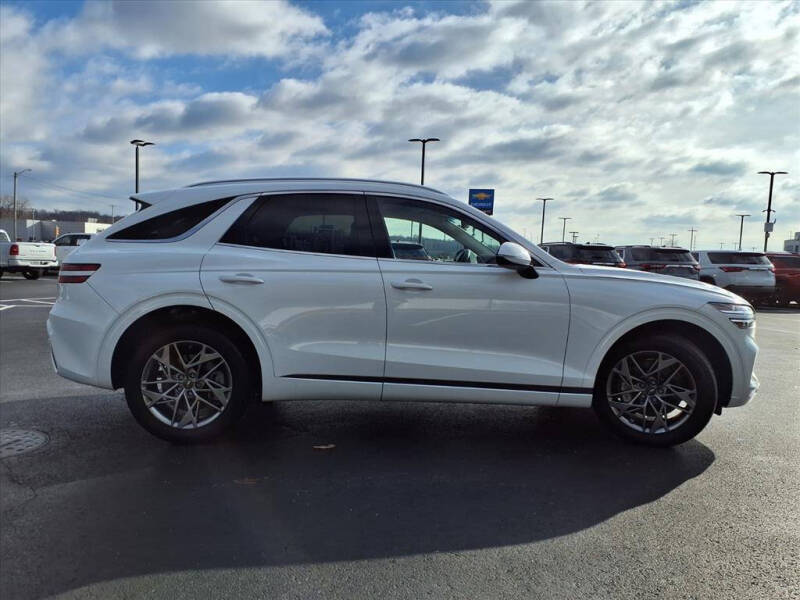 2024 Genesis GV70 2.5T Standard