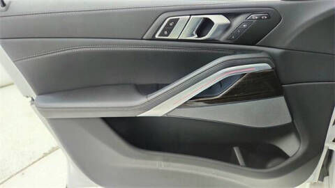 2023 BMW X6 xDrive40i