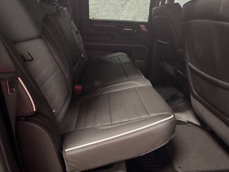 2025 GMC Sierra 2500HD AT4X