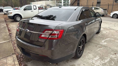 2016 Ford Taurus Limited