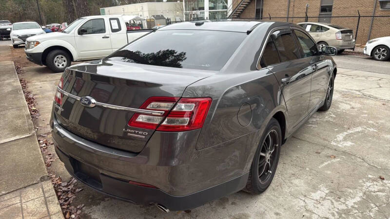 2016 Ford Taurus Limited
