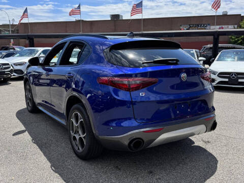 2022 Alfa Romeo Stelvio Ti