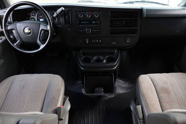 2021 Chevrolet Express 2500