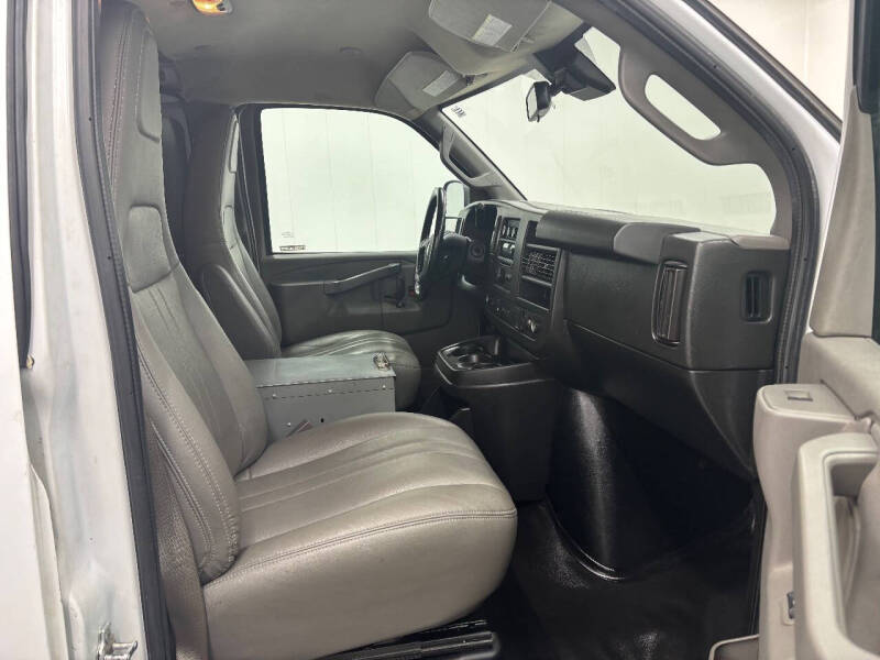 2020 Chevrolet Express 3500