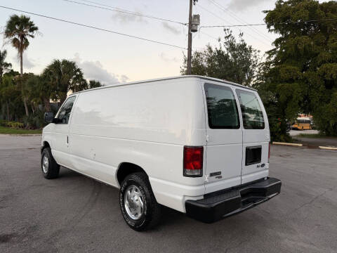 2013 Ford E-Series E-150