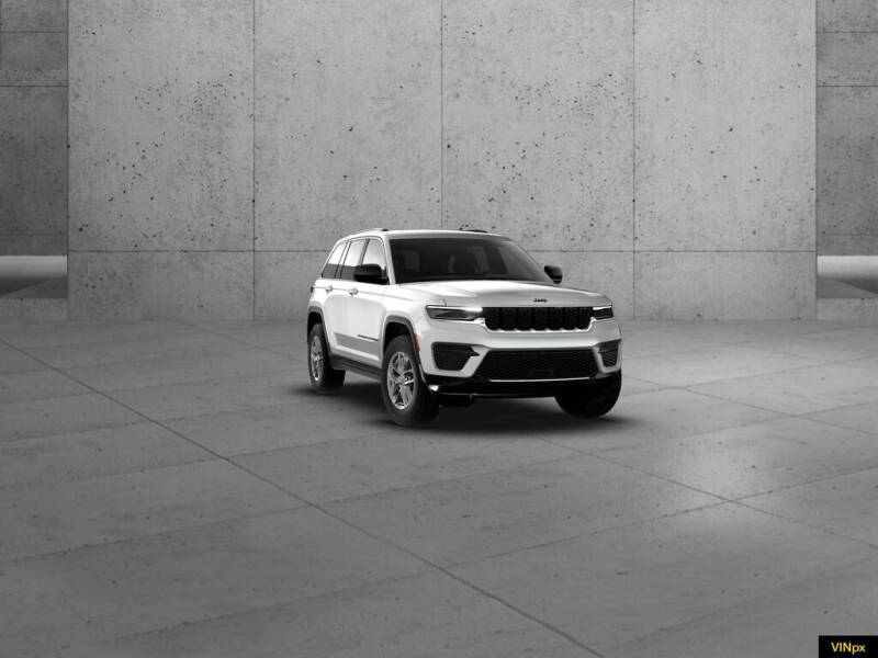 2026 Jeep Grand Cherokee Laredo