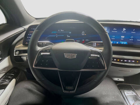 2025 Cadillac LYRIQ Sport 2