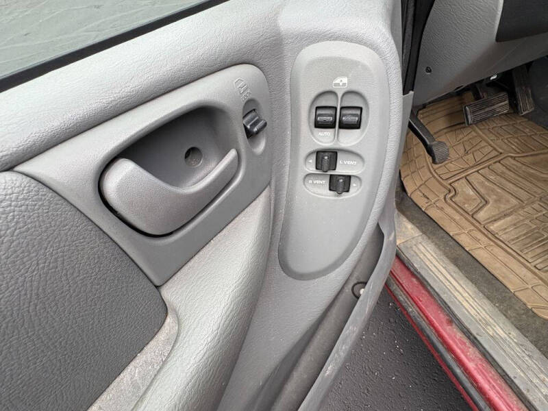 2006 Chrysler Town and Country
