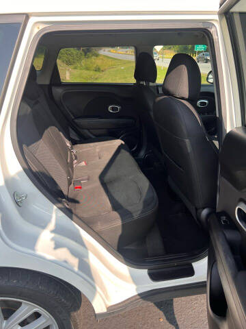 2018 Kia Soul +