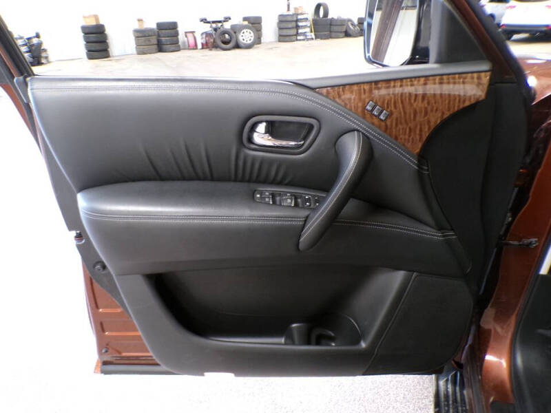 2017 Nissan Armada SL