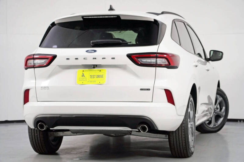 2024 Ford Escape Hybrid ST-Line Select