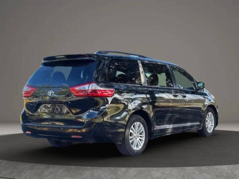 2017 Toyota Sienna