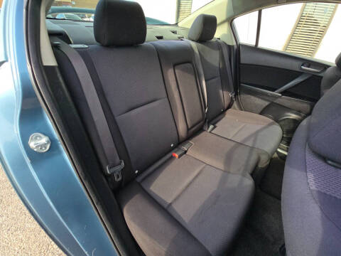 2010 Mazda MAZDA3 i Touring