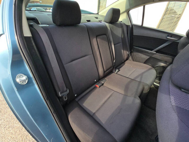 2010 Mazda MAZDA3 i Touring