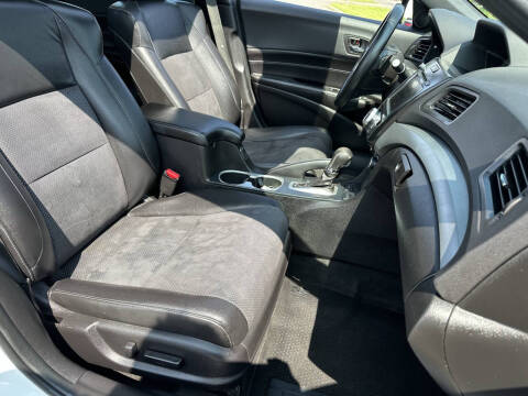 2016 Acura ILX w/Tech w/A-SPEC