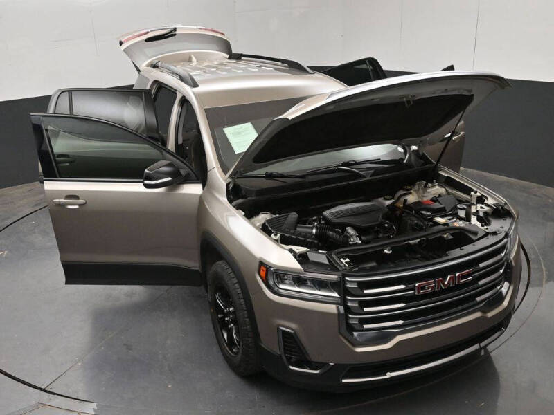 2023 GMC Acadia AT4