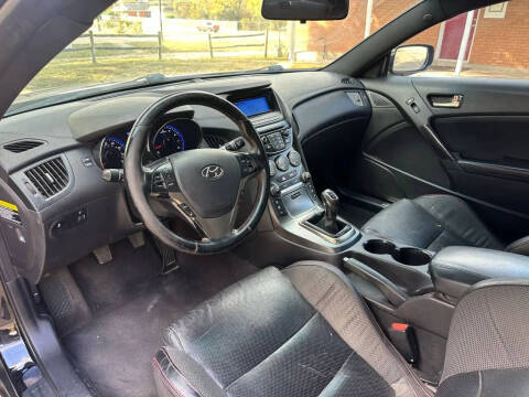 2014 Hyundai Genesis Coupe 2.0T R-Spec