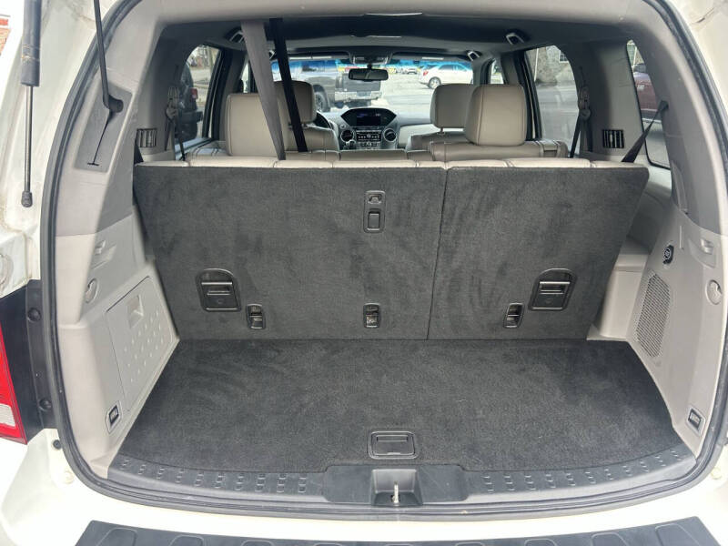 2015 Honda Pilot EX-L - Photo 16
