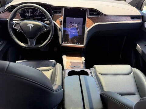 2020 Tesla Model X Long Range