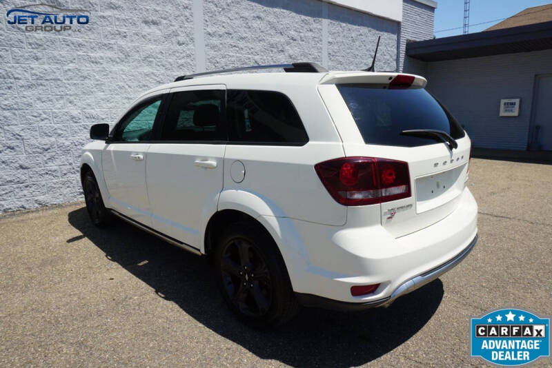 2018 Dodge Journey Crossroad