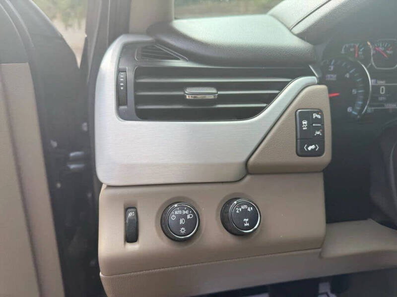 2020 GMC Yukon XL SLT