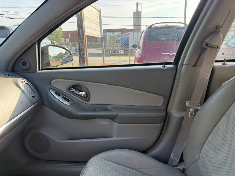 2004 Chevrolet Malibu Maxx LT