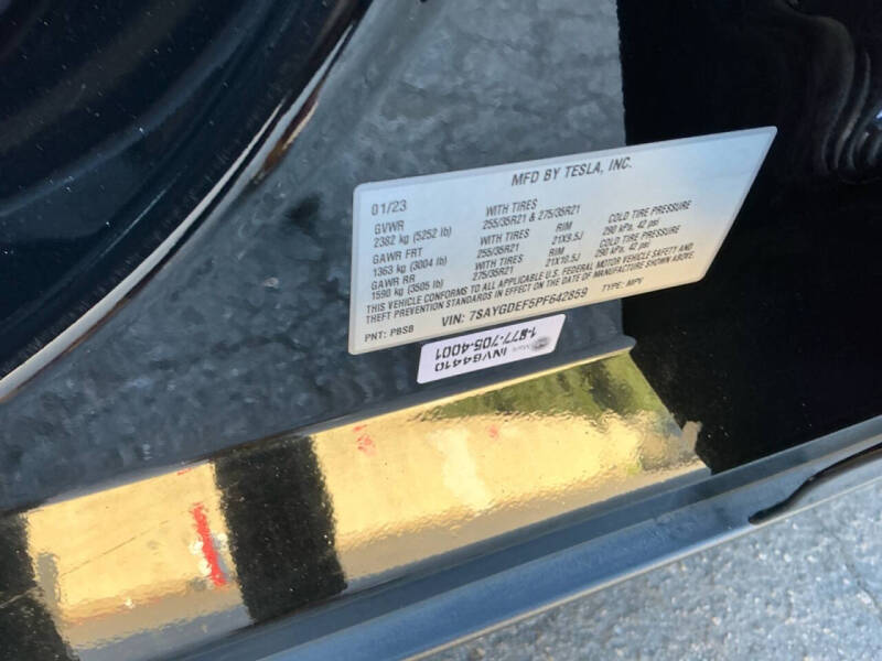 2023 Tesla Model Y Performance