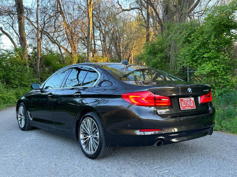 2017 BMW 5 Series 530i