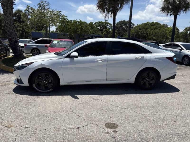 2021 Hyundai Elantra SEL