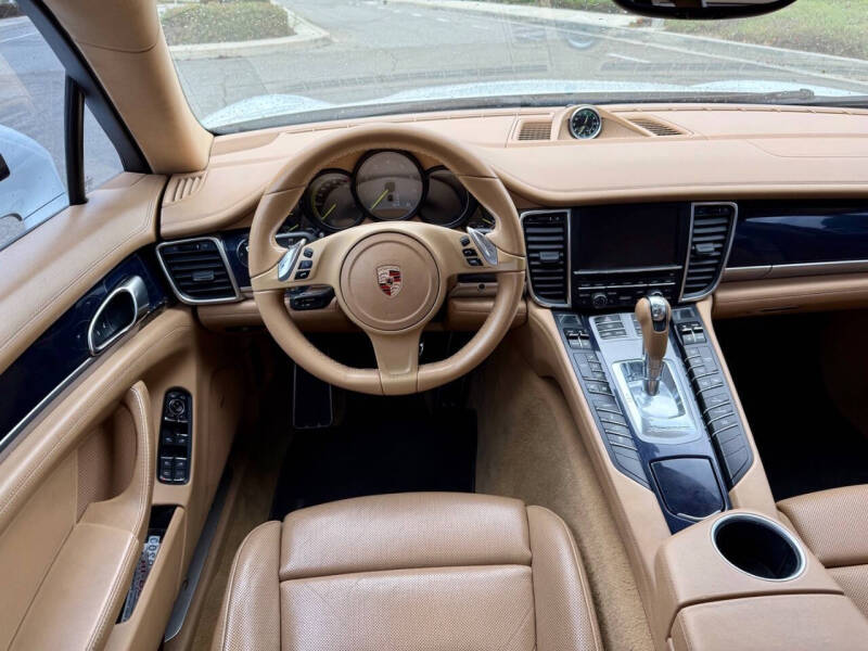 2014 Porsche Panamera S E-Hybrid